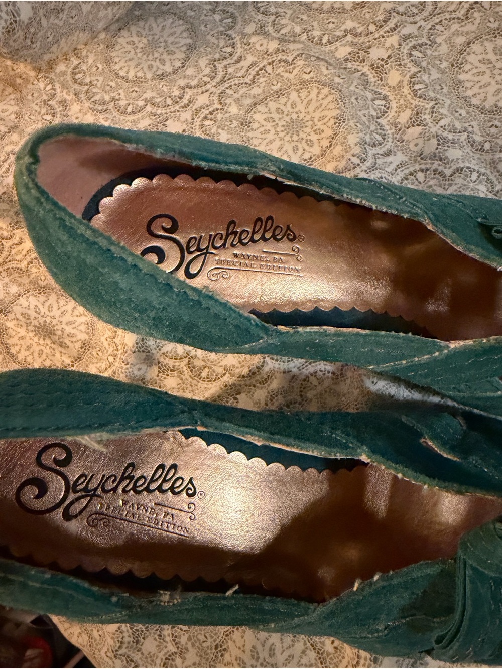 Teal Suede Cutout Block Heel Pumps Seychelles - Picture 3 of 7